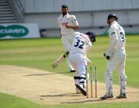 Bopara-KohlerCadmore-Bowled2-3-0619