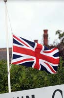 HeadingleyFlag-HalfMast1-12-0922