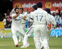 ThakurShardul-Celebrates-BrookHarry-Wicket4-24-0625