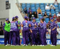 SuperchargersWomen-CelebrateWicket7-7-0825