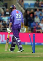 LawrenceDan-Bowled1-23-0825