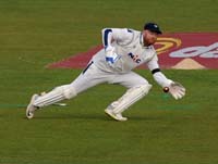 BairstowJonny-Catch1-24-0925