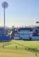 HeadingleyCricketGround-Floodlights1-25-0925