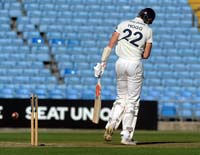 HoggDaniel-Bowled1-25-0925