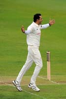 AbbasMuhammad-CelebratesWicket4-24-0525