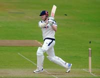 RevisMatthew-Bowled1-24-0525