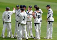 YorkshirePlayers-CelebrateWicket2-25-0525