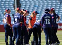 EssexWomen-CelebrateWicket1-17-0525