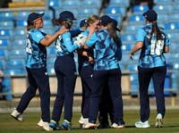YorkshireWomen-Celebrate4-17-0525