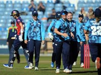 YorkshireWomen-CelebrateWicket2-17-0525