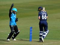 ThomasErin-Bowled2-19-0425