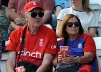 T20-England-Supporters2-20-0626