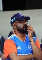 T20-Indian-Supporter3-18-0626
