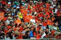 Hundred-Supporters3-4-0826