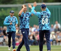 CoadBen-CelebratesWicket1-31-0726