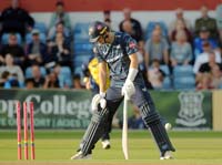 LuxtonWill-Bowled2-3-0726