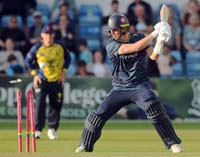 LuxtonWill-Bowled5-3-0726