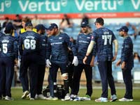 Yorkshire-CelebrateWicket1-3-0726