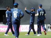 AliMoeen-CelebratesWicket1-31-0526