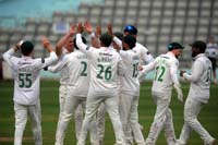 Leicestershire-CelebrateWicket4-27-0826