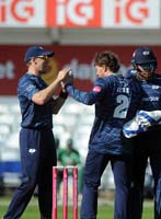 Yorkshire-CelebrateWicket1-12-0726