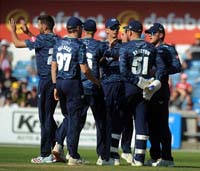 Yorkshire-CelebrateWicket2-12-0726
