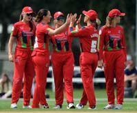 Lancashire-CelebrateWicket2-1-0726